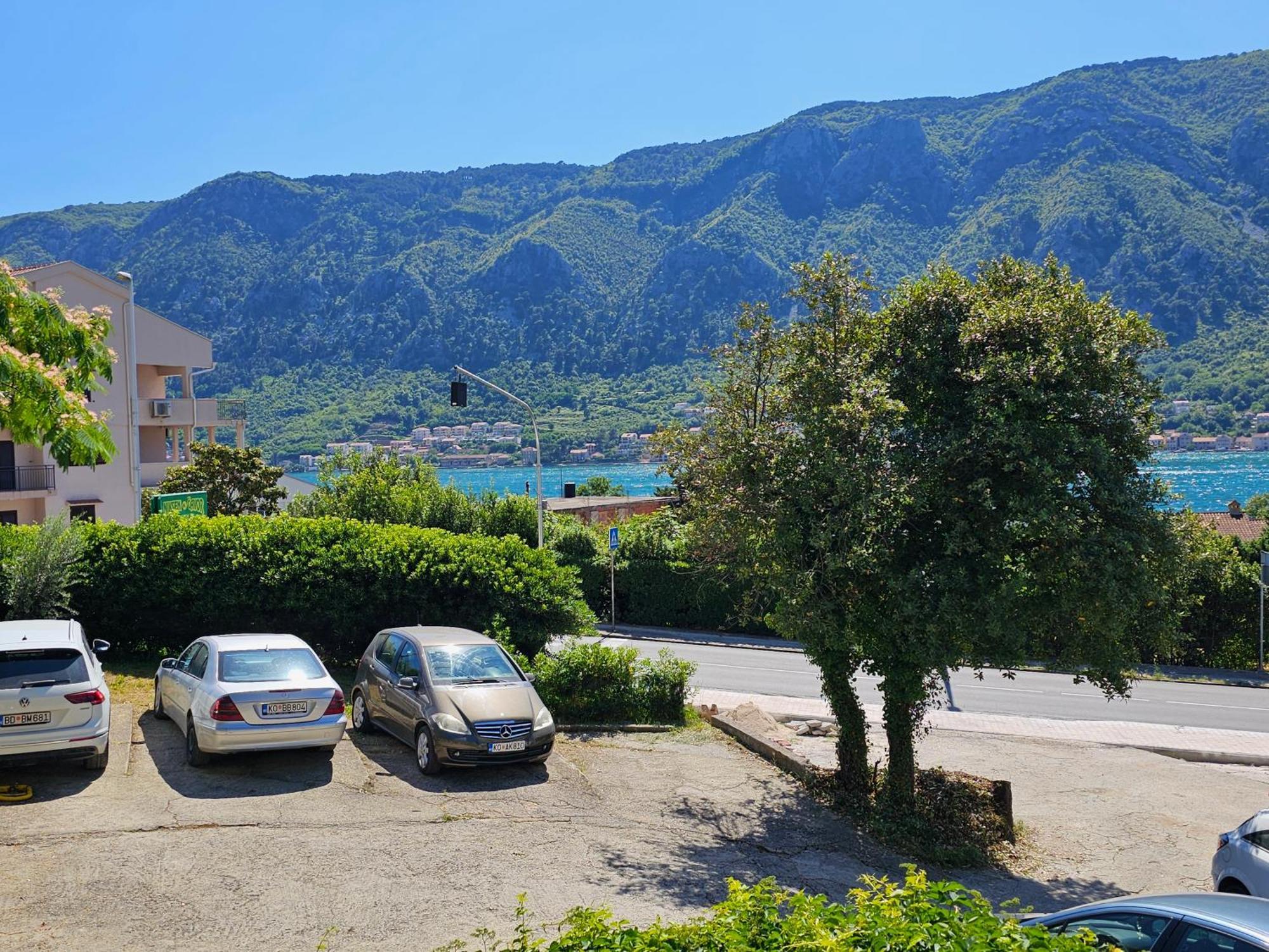 Apartment Luka Kotor Buitenkant foto